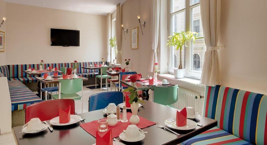 Hotel Am Rathaus Augsburg Zewnętrze zdjęcie